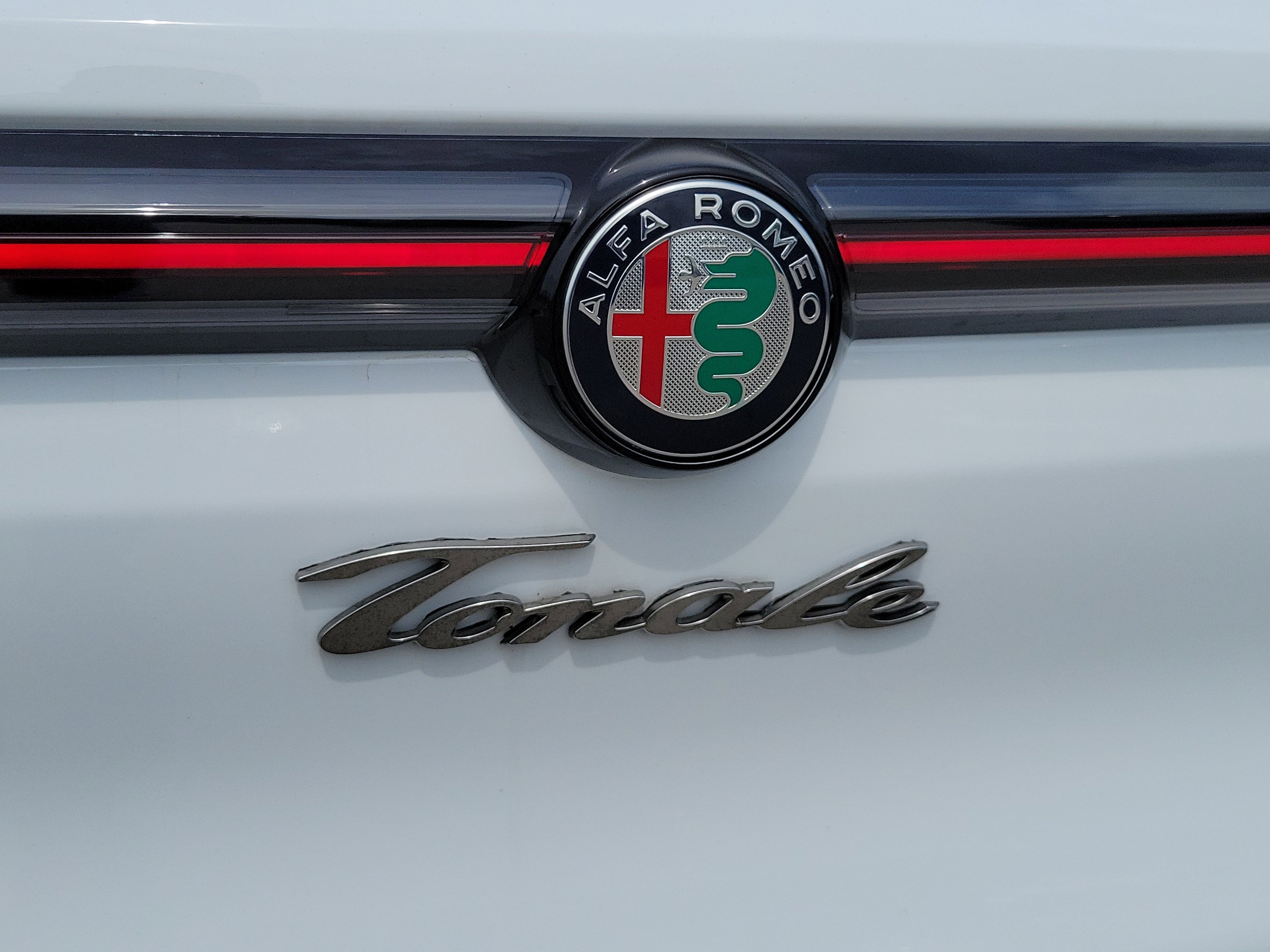 Used 2024 Alfa Romeo Tonale Ti w/ Active Assist Package AWD/4WD image 31