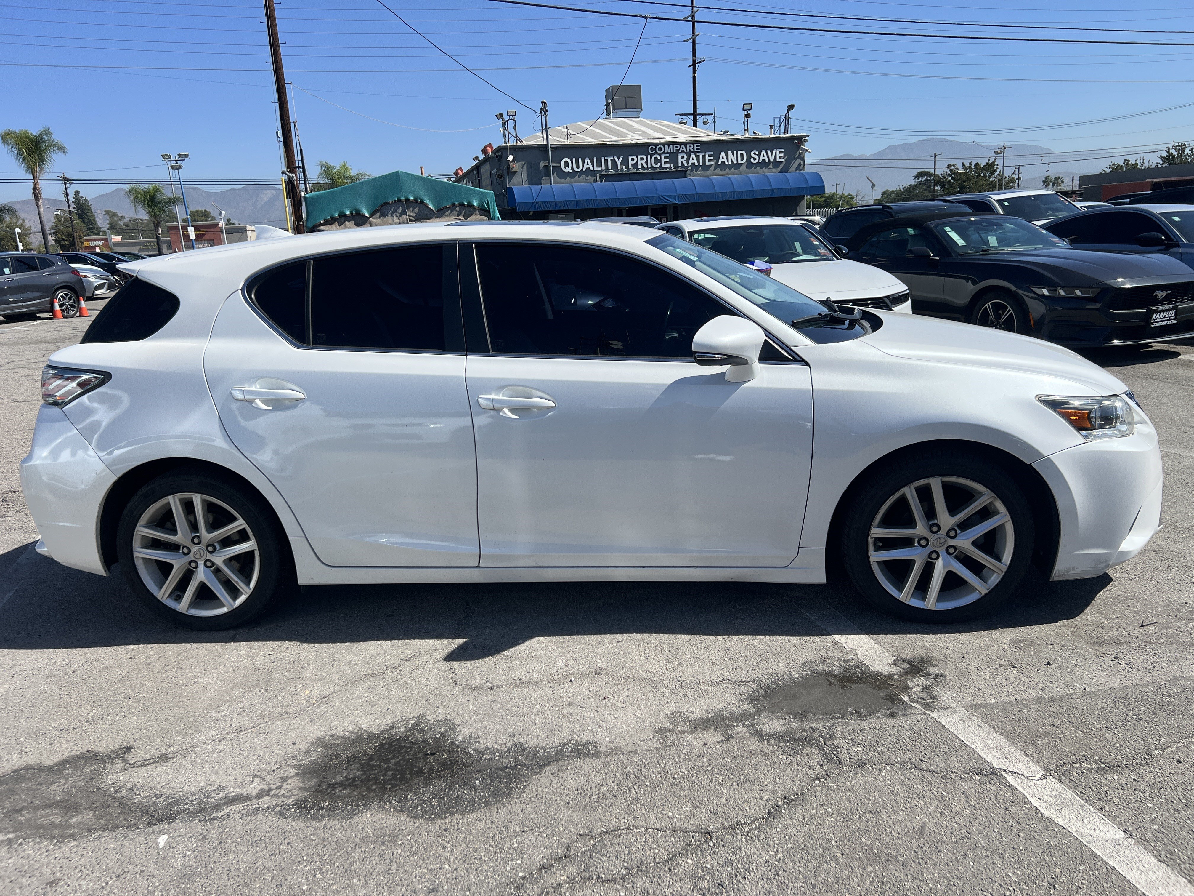 Used 2015 Lexus CT 200h FWD image 9