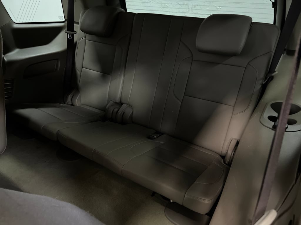 Used 2017 GMC Yukon SLT w/ HD Trailering Package RWD image 30