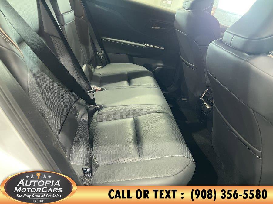 Used 2025 Toyota Crown Signia AWD/4WD image 14