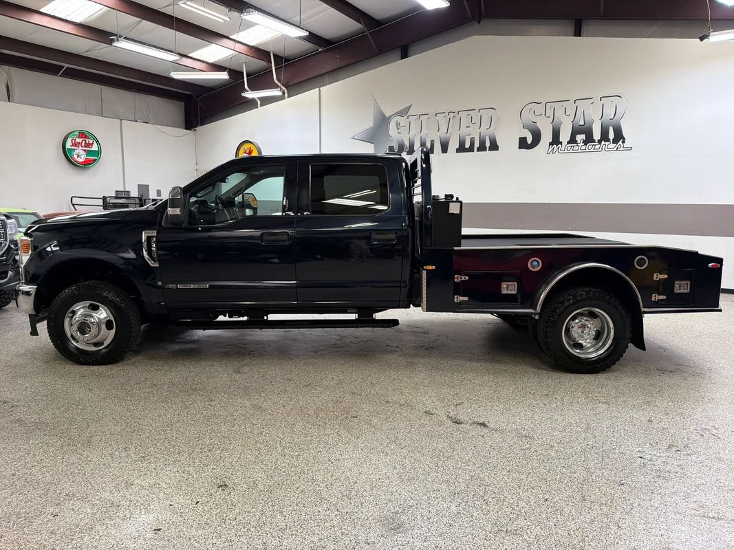 Used 2021 Ford F350 XLT w/ XLT Value Package AWD/4WD image 3