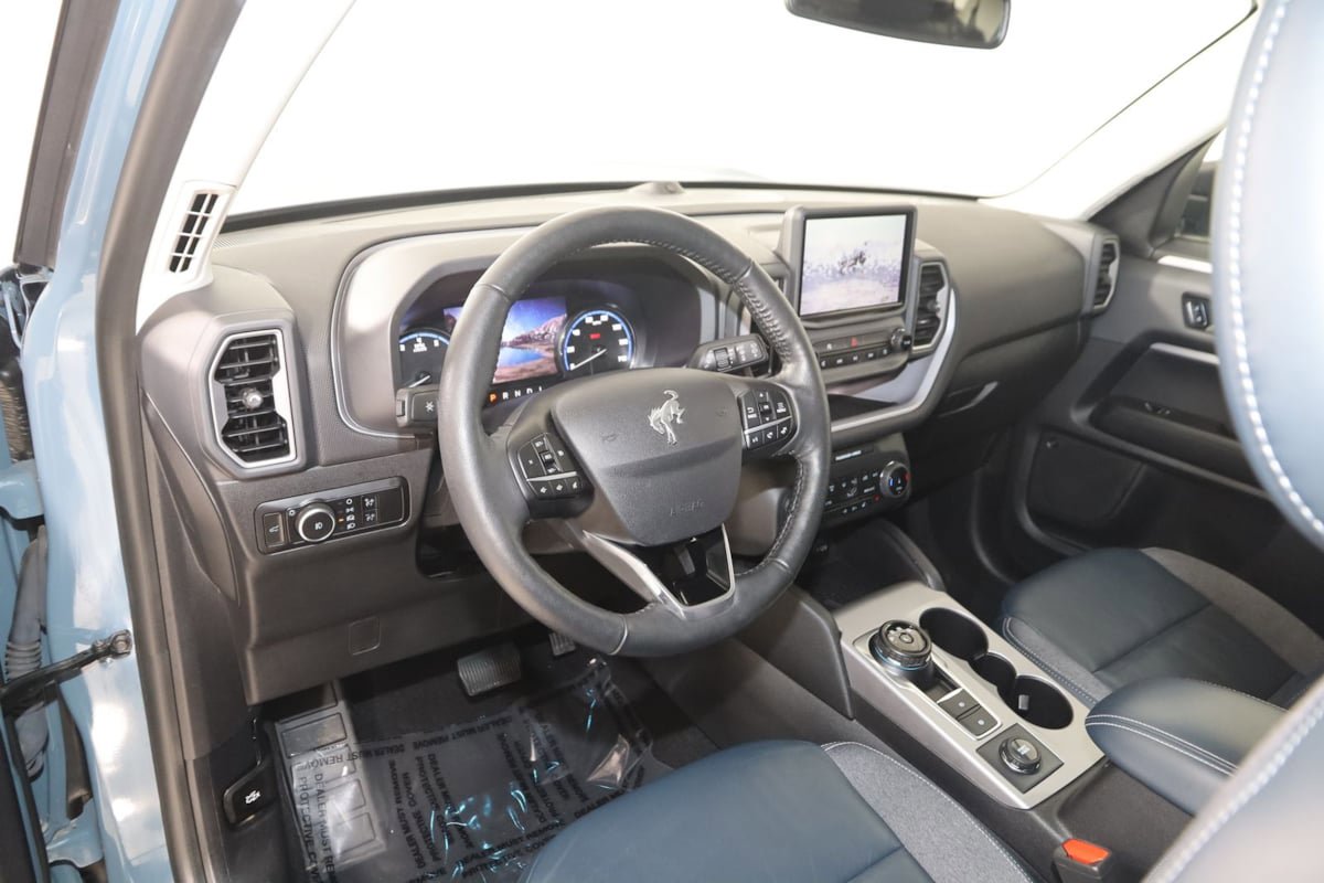 Used 2023 Ford Bronco Sport Outer Banks w/ Tech Package AWD/4WD image 23