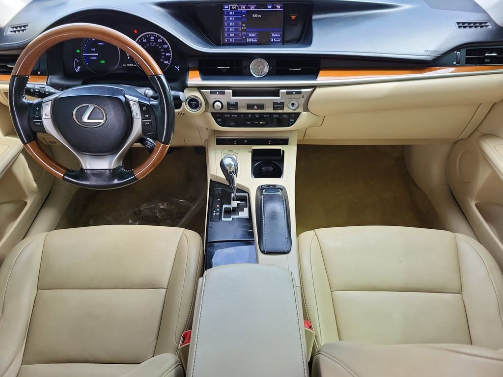 Used 2013 Lexus ES 300h w/ Premium Pkg FWD image 12