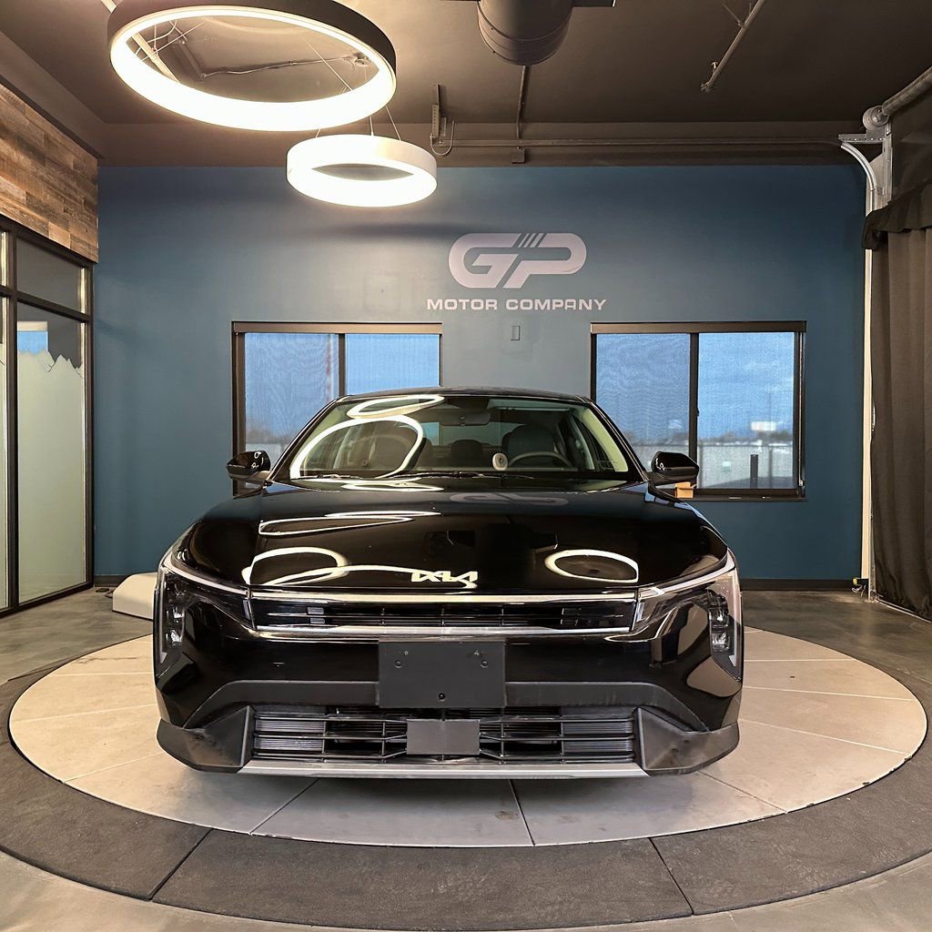Used 2025 Kia K4 EX image 8