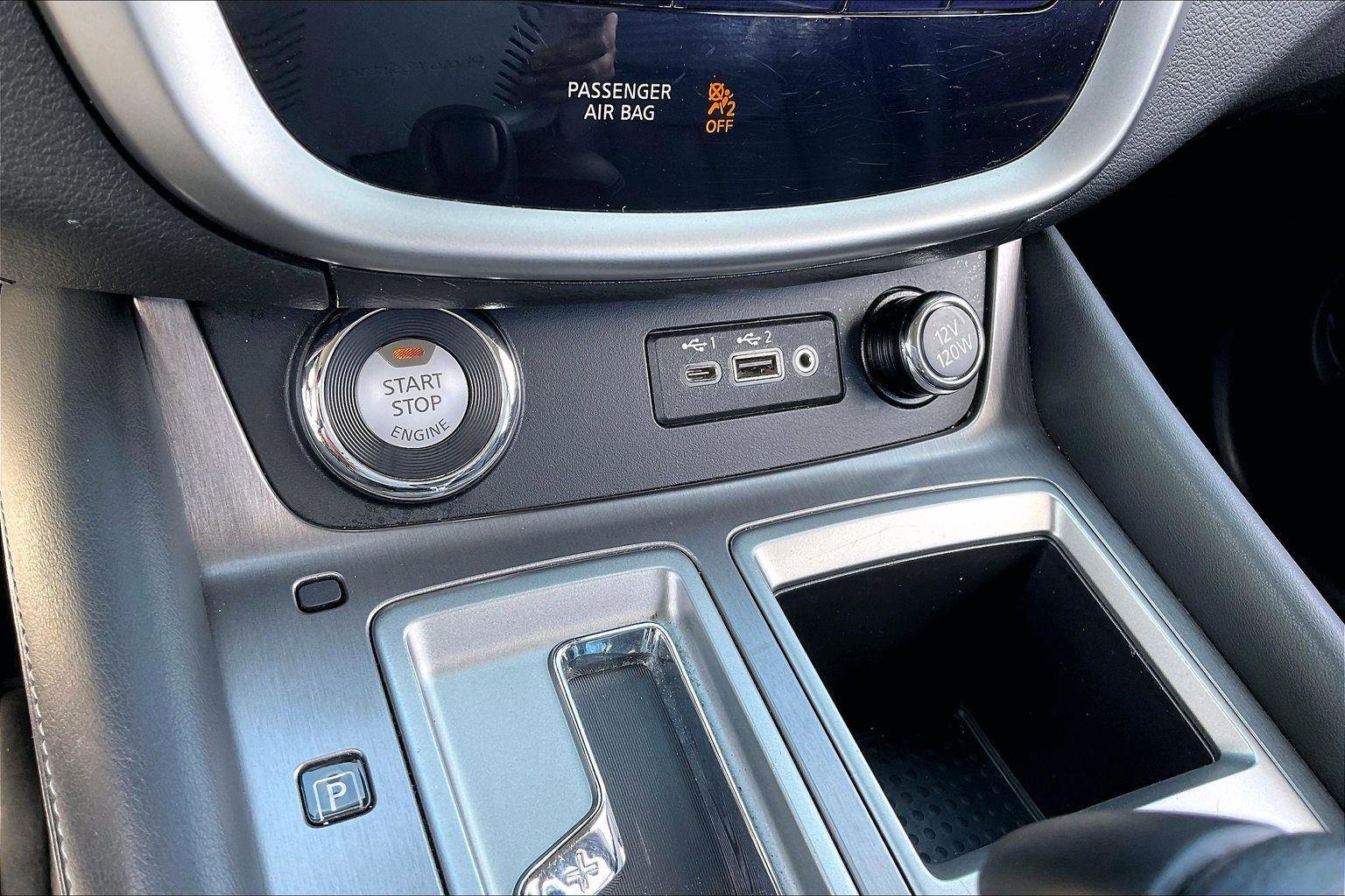 Certified 2024 Nissan Murano SV w/ SV Midnight Edition Package FWD image 31