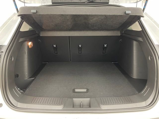 New 2026 Chevrolet Trax LT w/ Driver Confidence Package FWD image 12