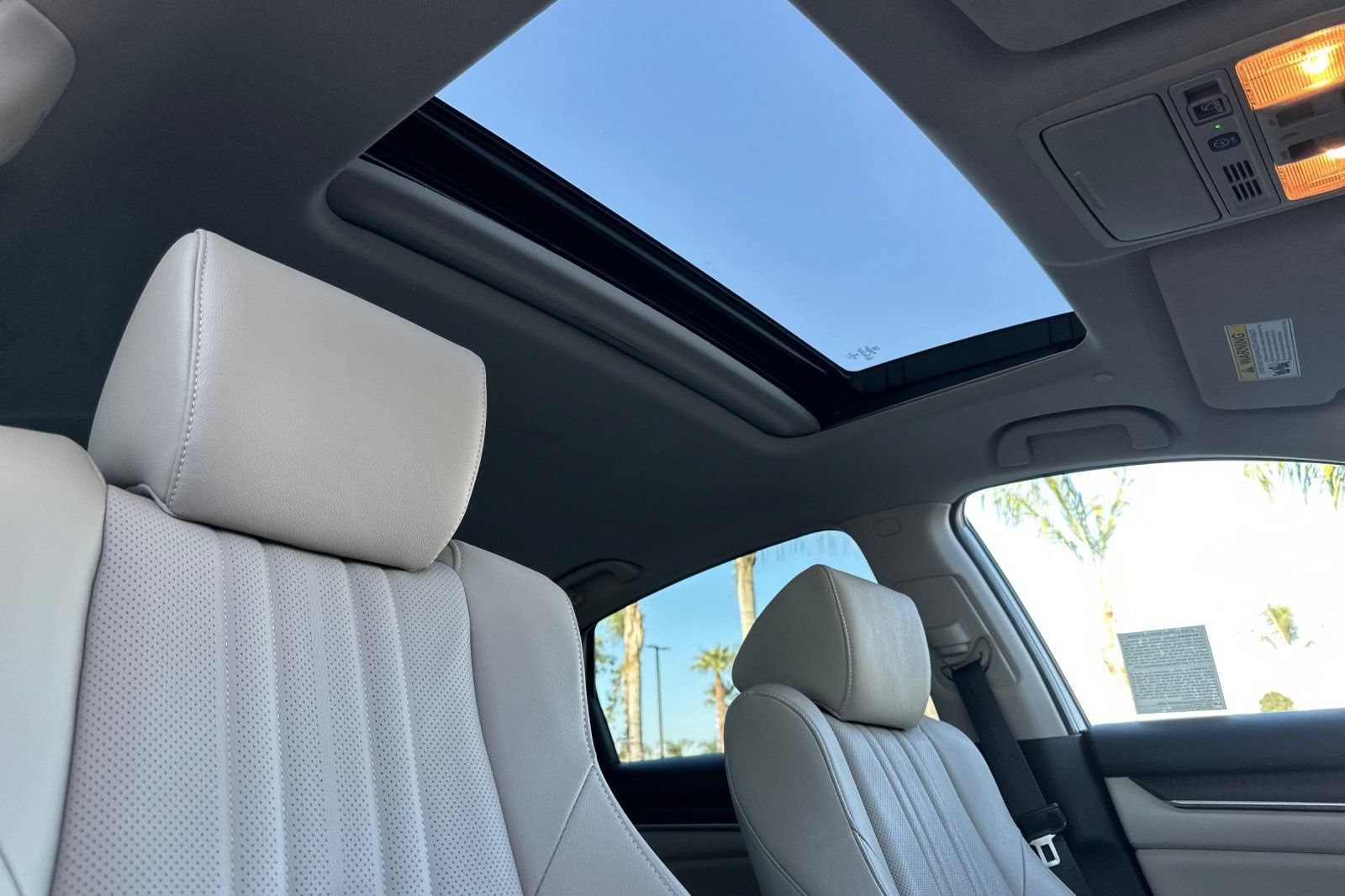 Used 2019 Honda Accord Touring image 17
