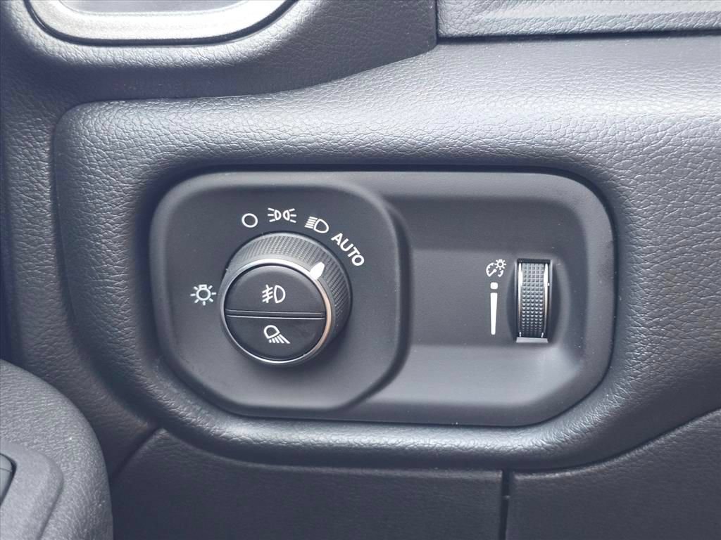 New 2027 RAM 3500 Tradesman AWD/4WD image 16