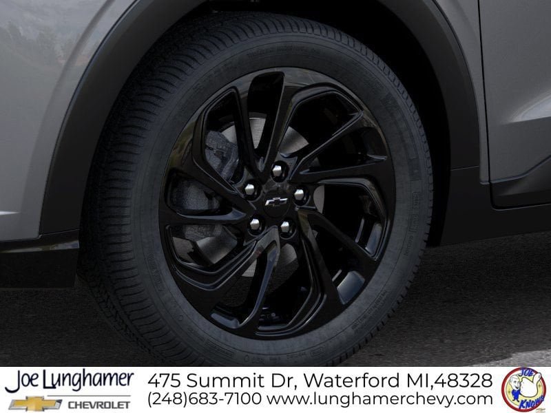 New 2027 Chevrolet Bolt RS FWD image 9