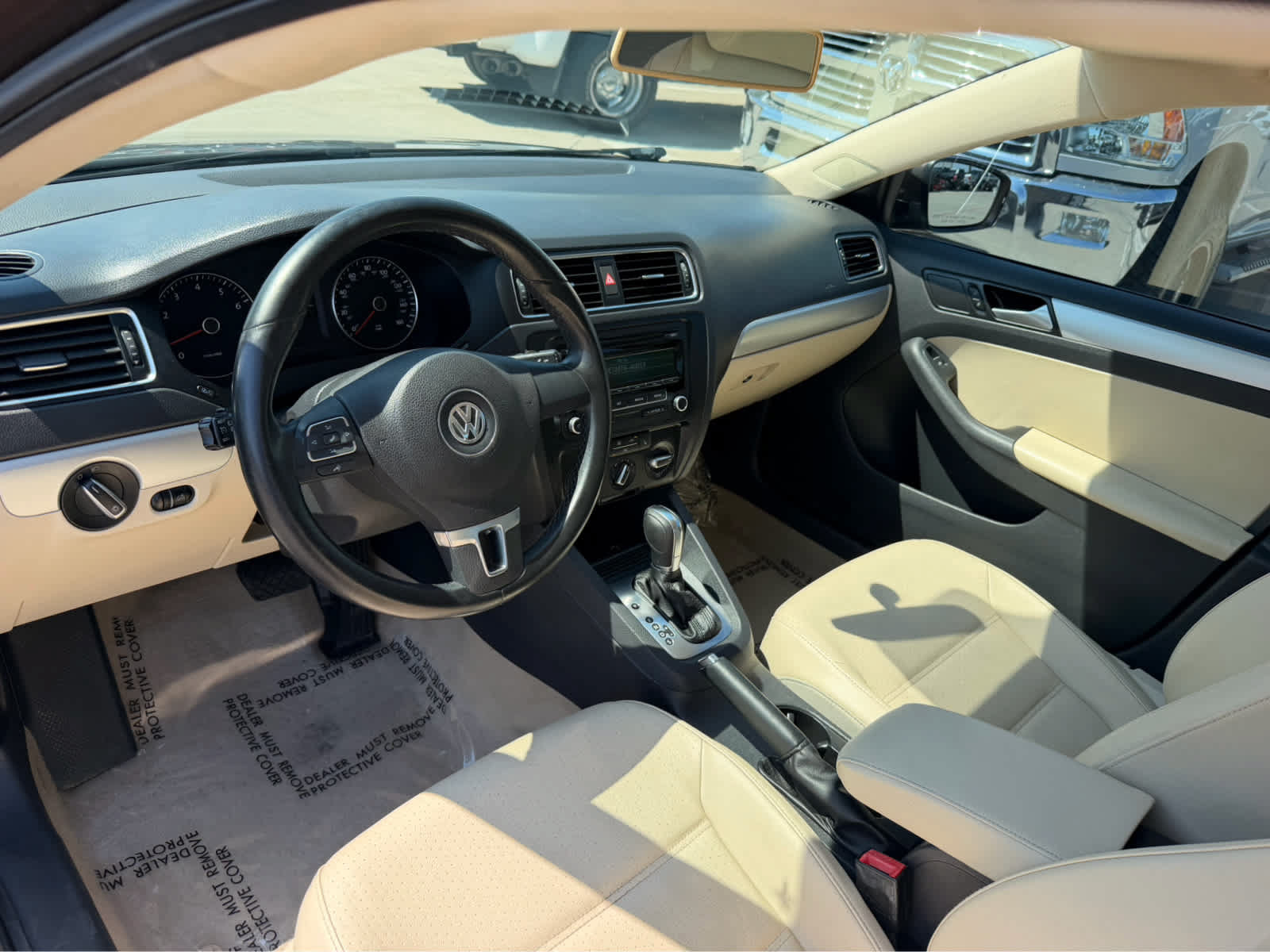 Used 2014 Volkswagen Jetta SE FWD image 17
