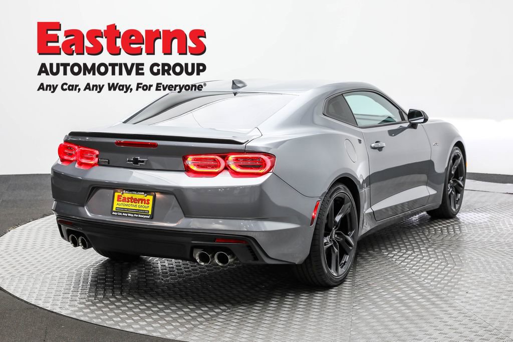Used 2021 Chevrolet Camaro LT image 5