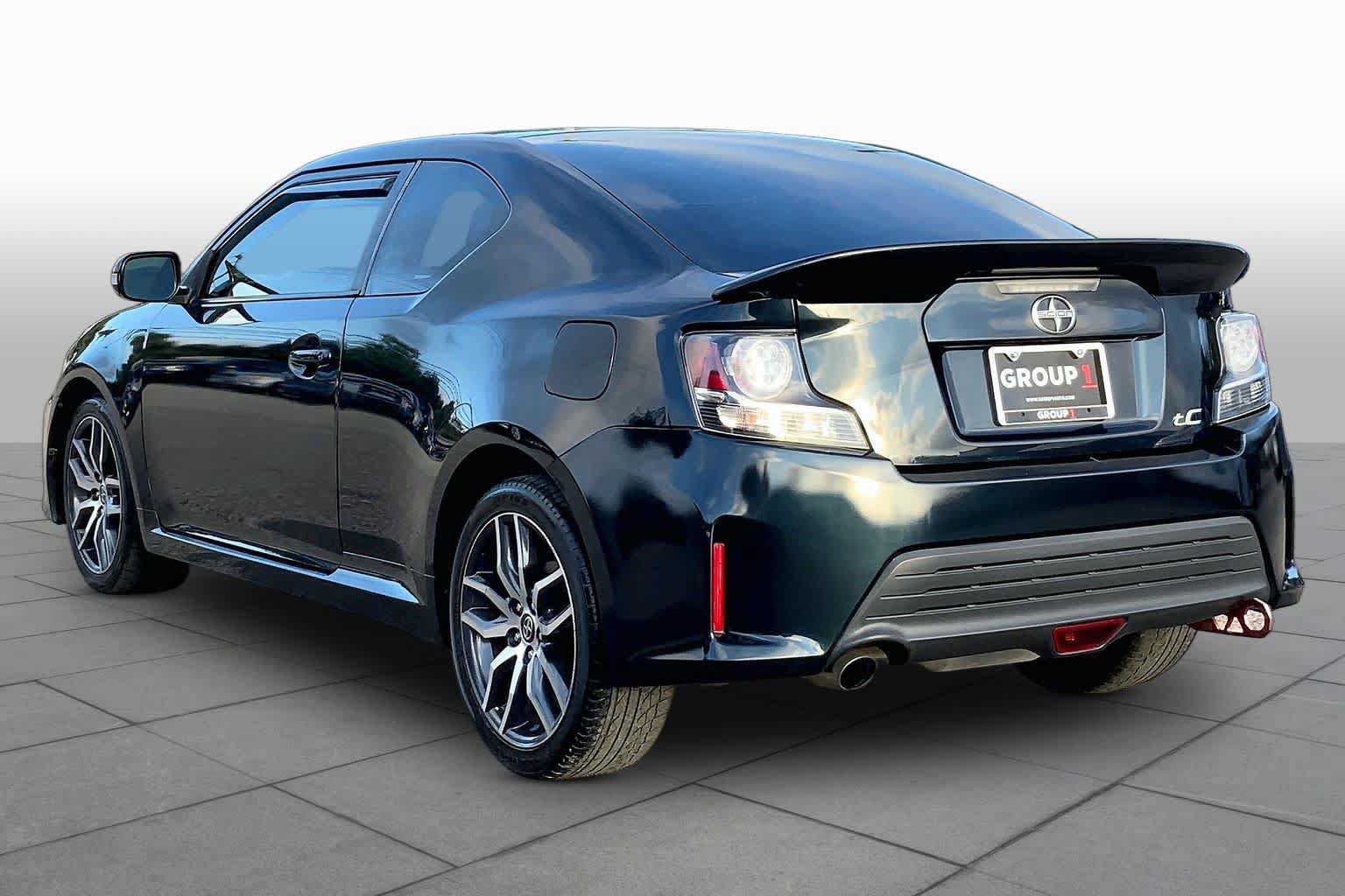 Used 2015 Scion tC FWD image 11