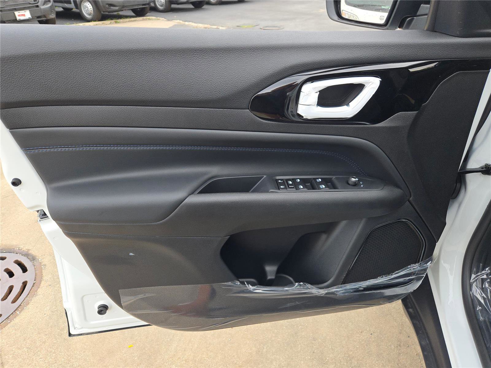 New 2026 Jeep Compass Latitude image 22