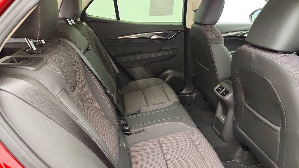 Used 2022 Buick Envision Preferred FWD image 21