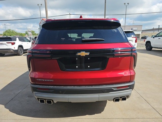 New 2026 Chevrolet Traverse LT w/ Enhanced Driving Package image 7