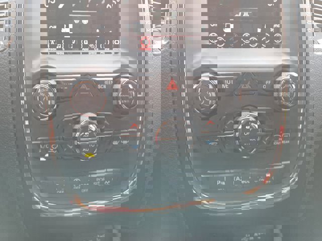 Used 2018 Dodge Durango GT image 18