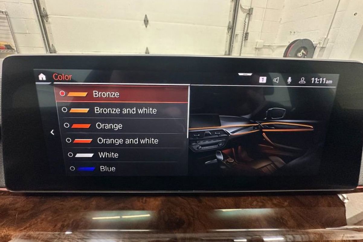 Used 2020 BMW 540i xDrive w/ Executive Package image 25