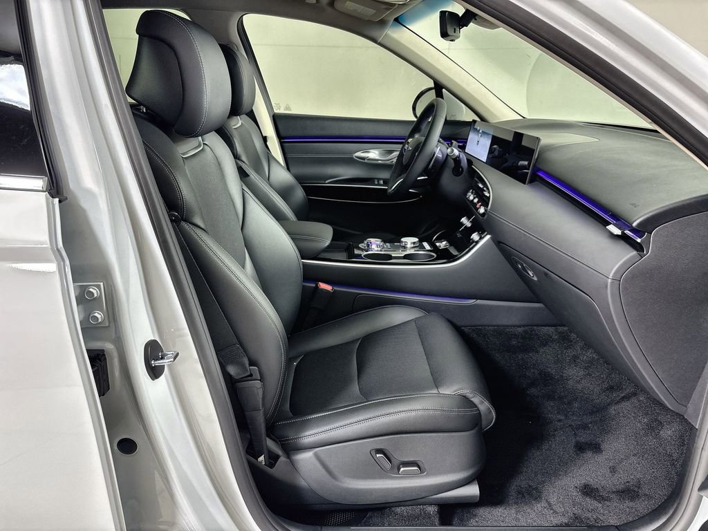 New 2026 Genesis GV70 2.5T AWD/4WD image 25