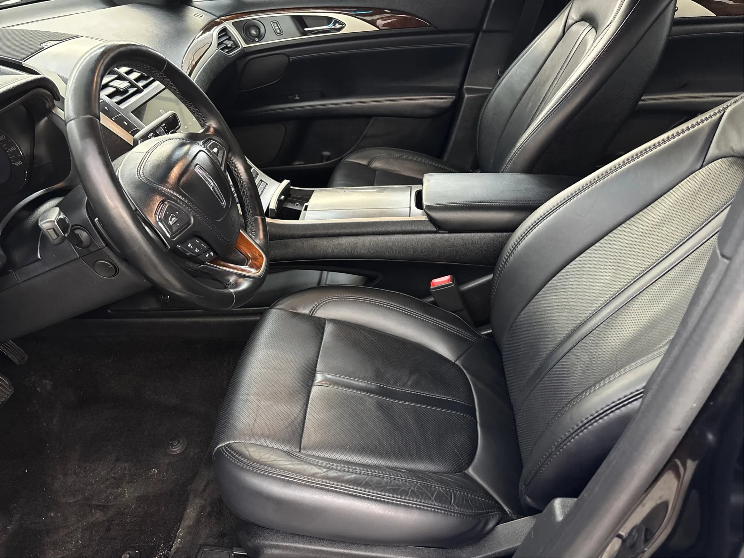 Used 2018 Lincoln MKZ Reserve w/ Technology Package AWD/4WD image 13
