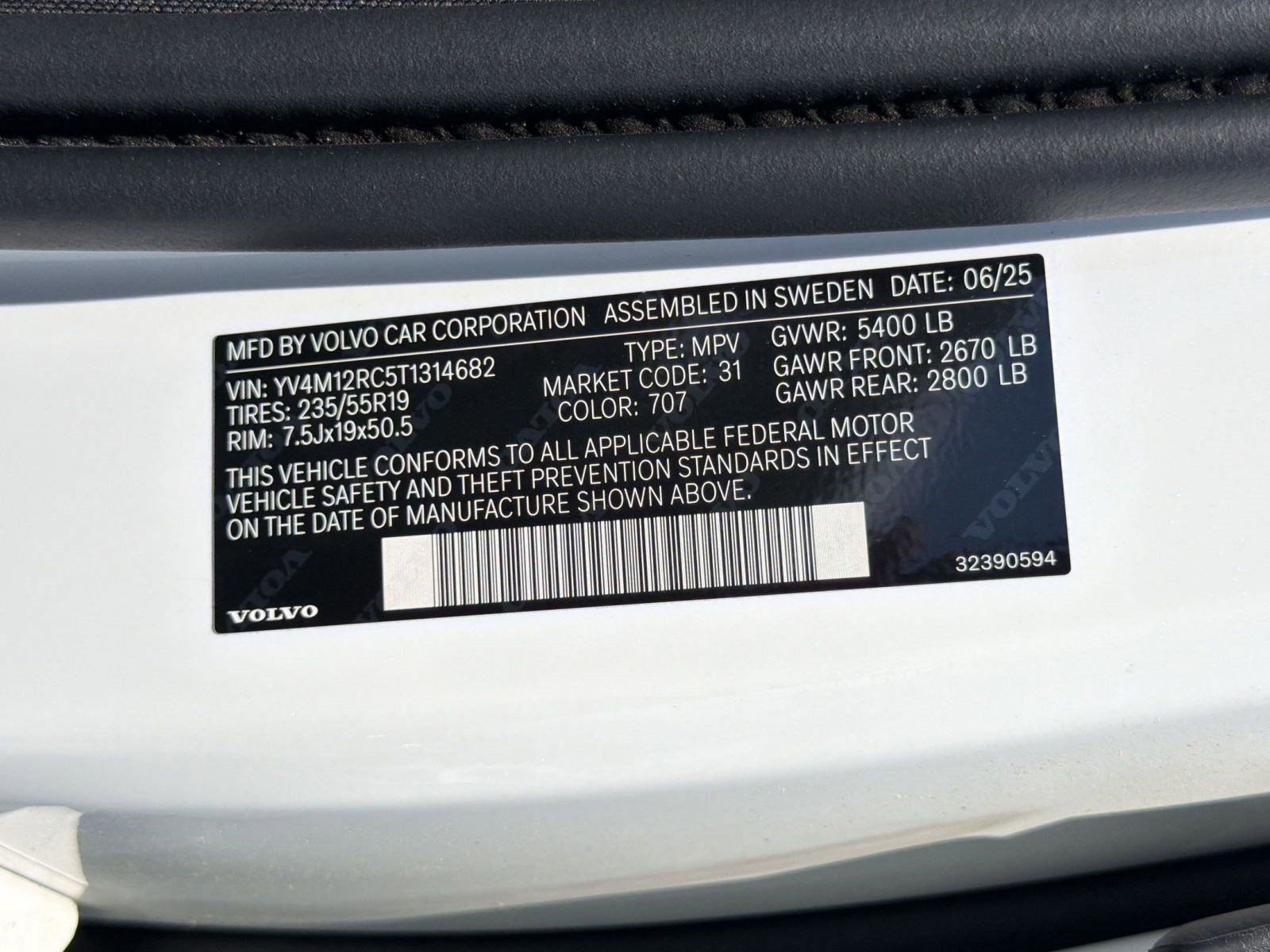 New 2026 Volvo XC60 B5 Plus w/ Climate Package PRO AWD/4WD image 20