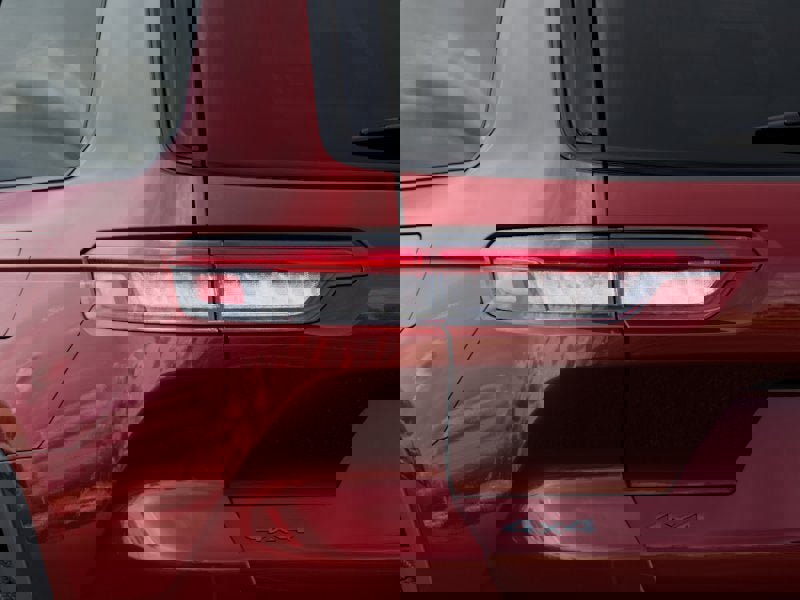 New 2025 Jeep Grand Cherokee L Limited w/ Black Appearance Package image 28