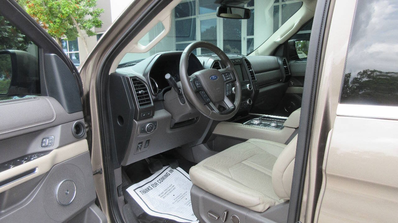 Used 2019 Ford Expedition Max Limited w/ Special Edition Package AWD/4WD image 10