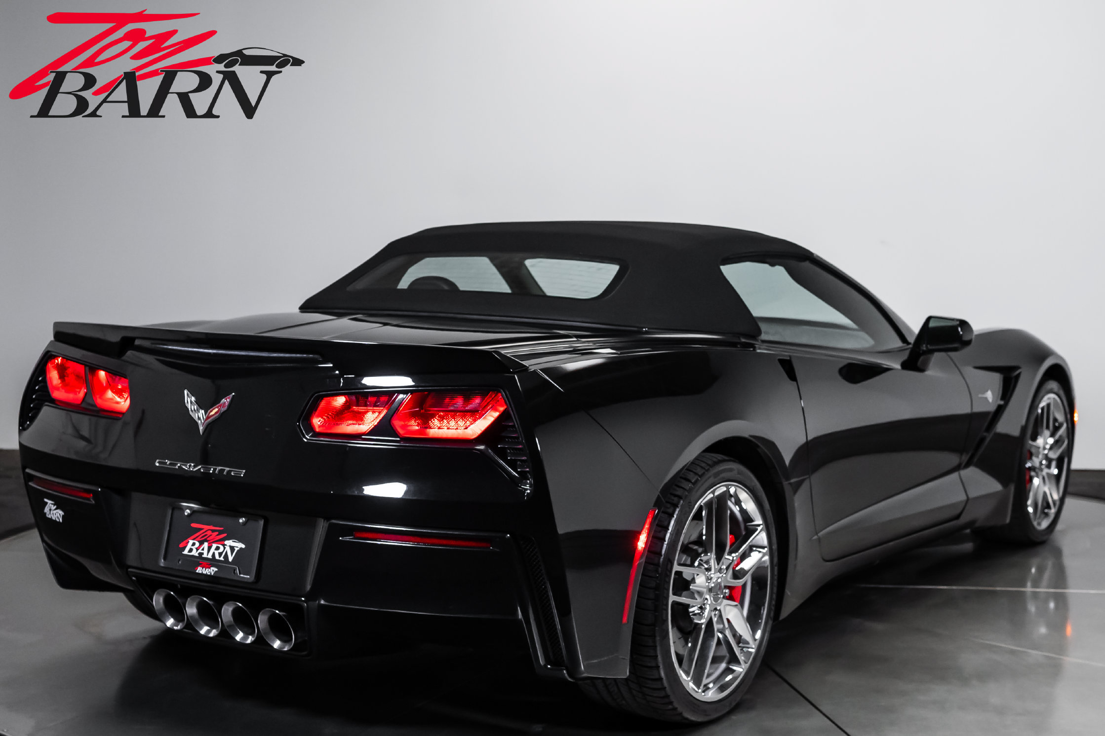 Used 2014 Chevrolet Corvette Stingray Convertible w/ 3LT Preferred Equipment Group RWD image 13