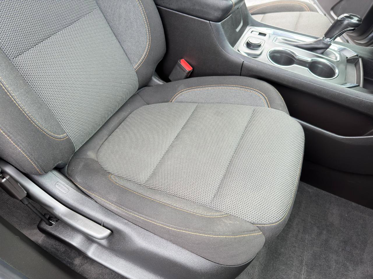 Used 2019 Chevrolet Traverse LT w/ LPO, Floor Liner Package AWD/4WD image 37