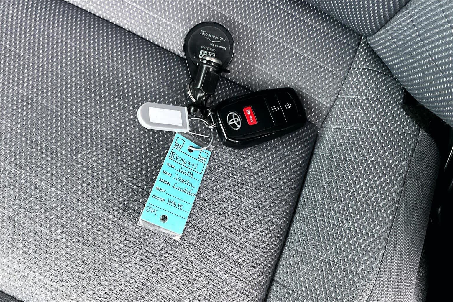 Certified 2024 Toyota Corolla Cross AWD Hybrid image 15