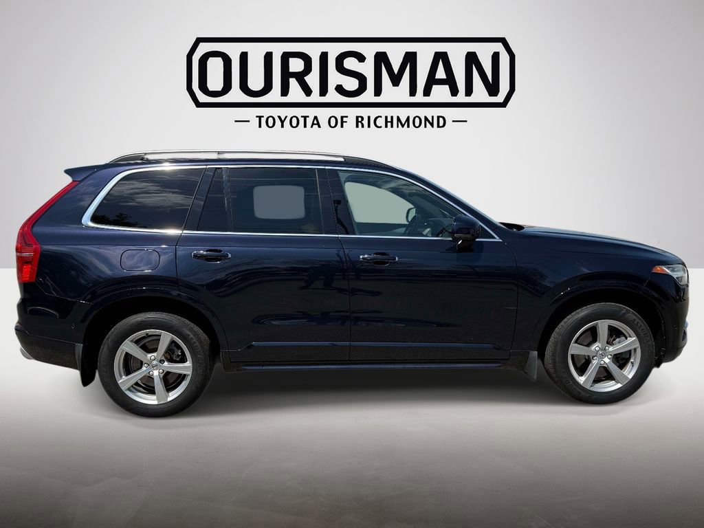 Used 2017 Volvo XC90 T5 Momentum w/ Vision Package image 8