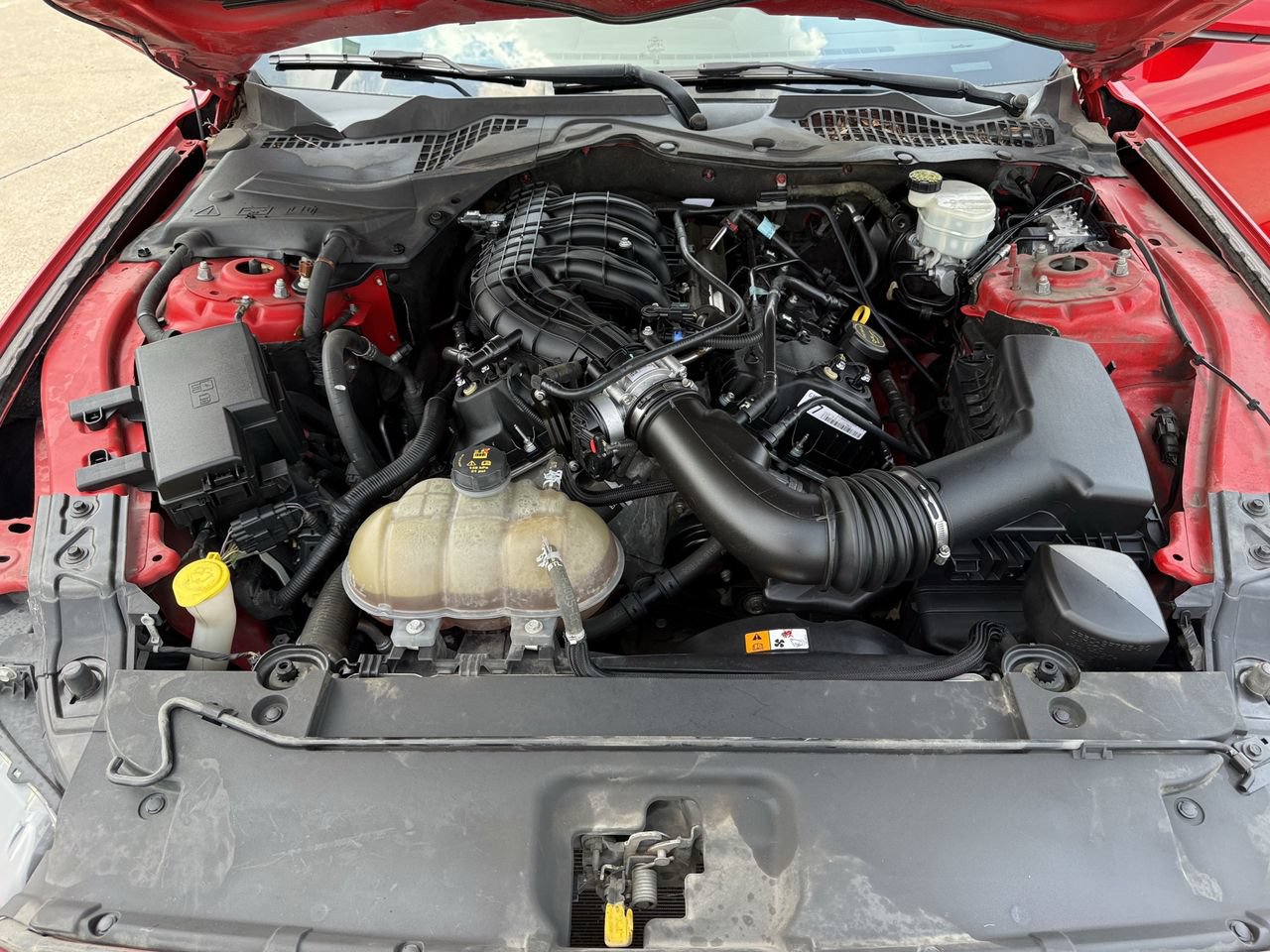 Certified 2017 Ford Mustang Coupe RWD image 28