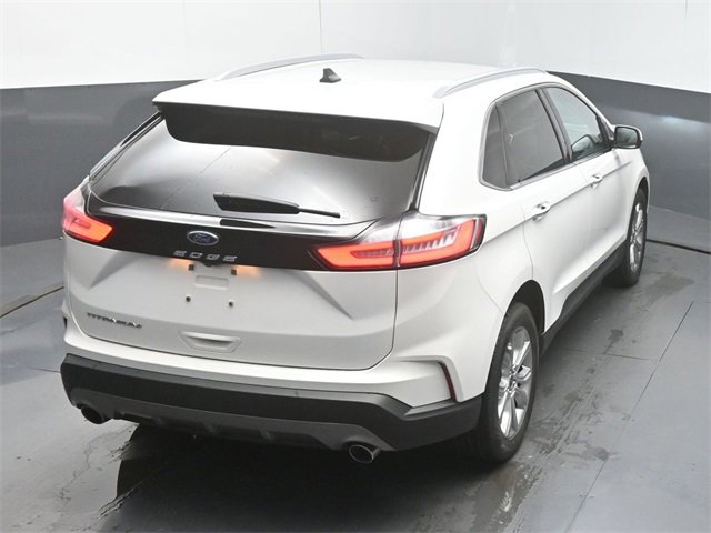 Used 2021 Ford Edge Titanium image 46