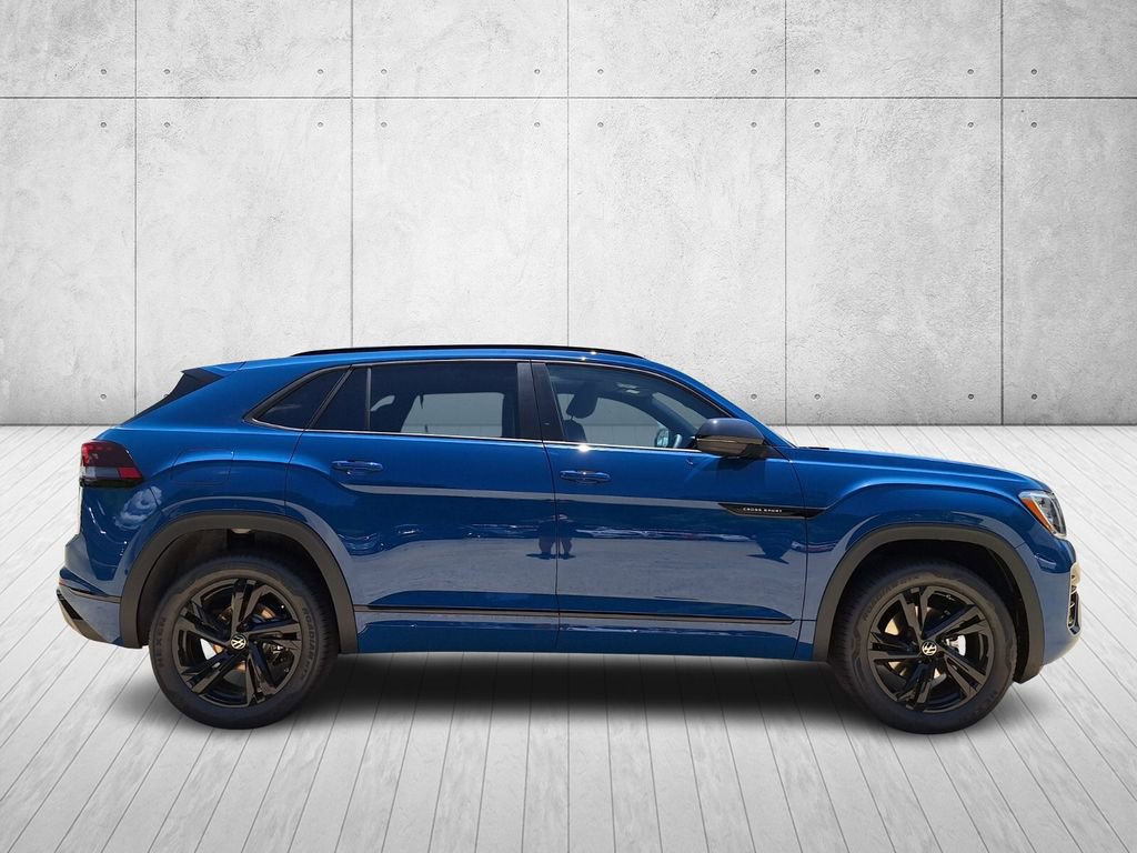 New 2025 Volkswagen Atlas Cross Sport SEL R-Line image 4
