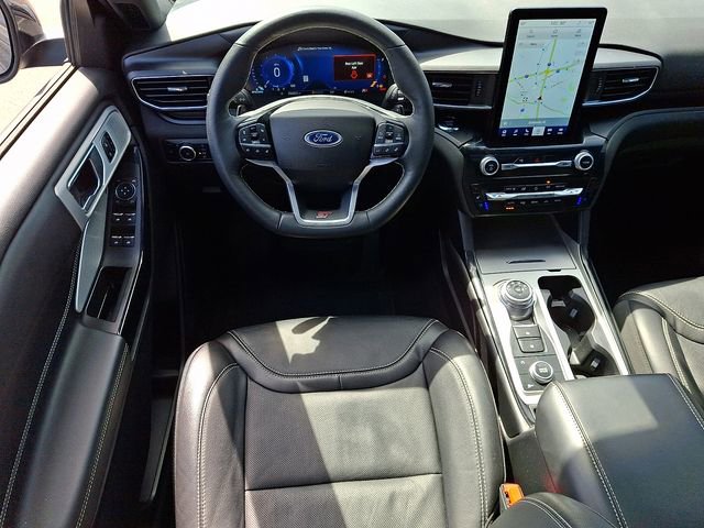 Certified 2024 Ford Explorer ST w/ Equipment Group 401A image 11