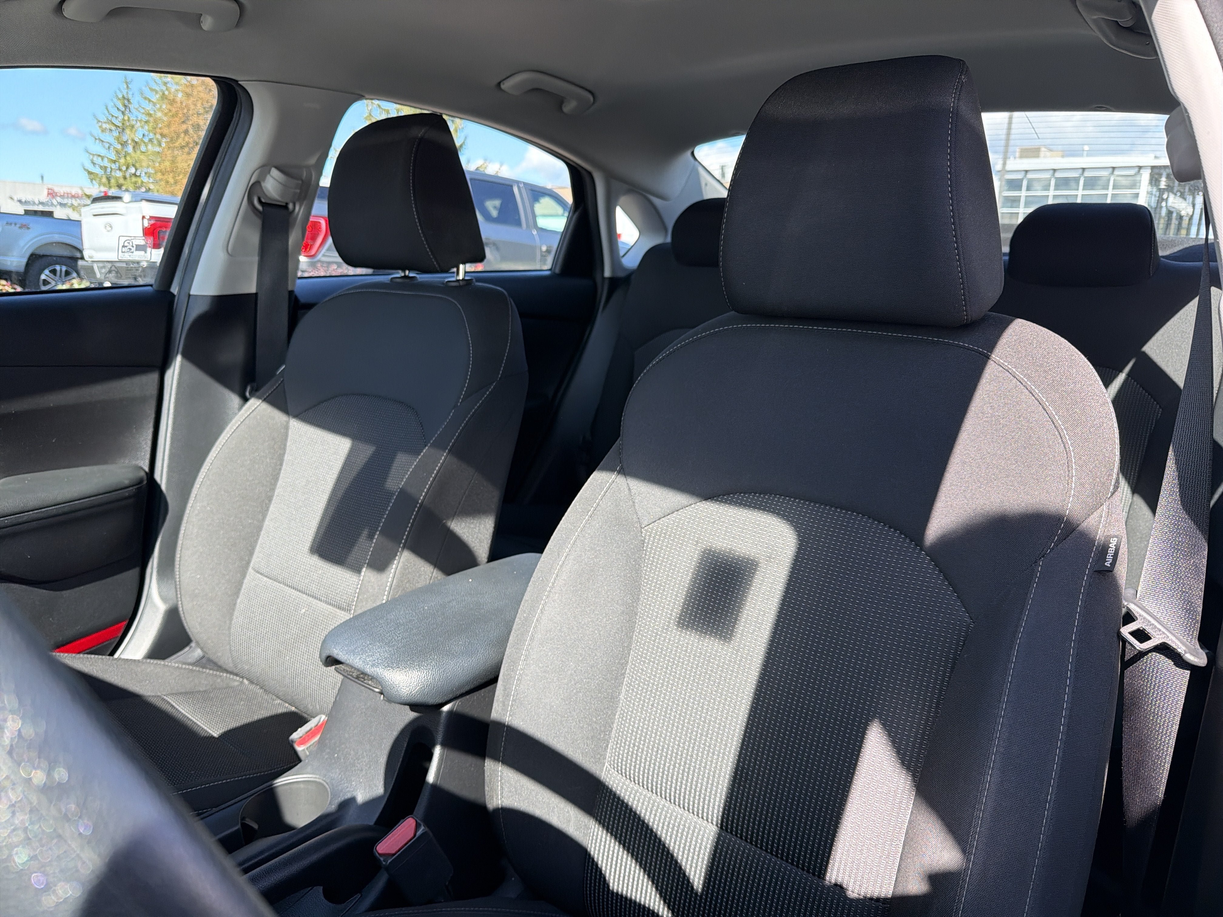Used 2019 Kia Forte LXS FWD image 9