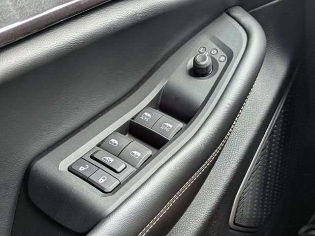 Used 2022 Jeep Grand Cherokee L Laredo w/ Luxury Tech Group I RWD image 27