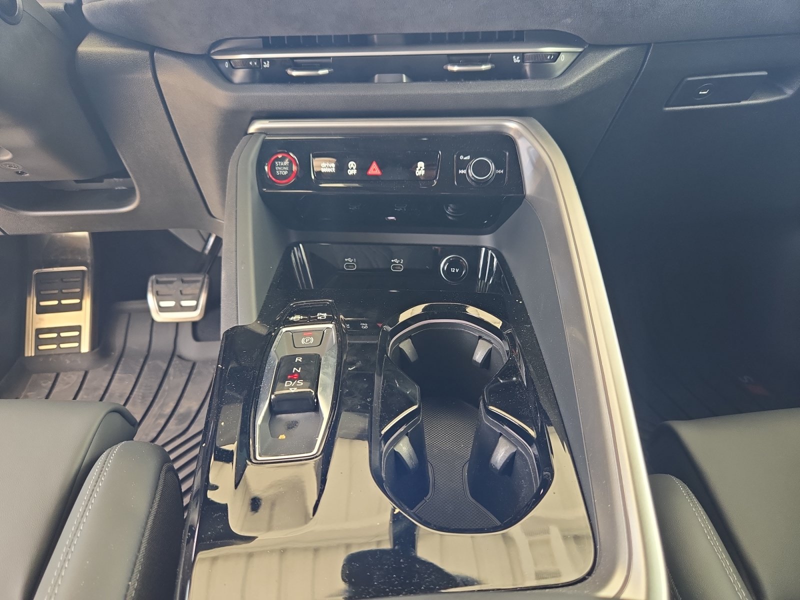 Used 2026 Audi SQ5 Premium Plus AWD/4WD image 12