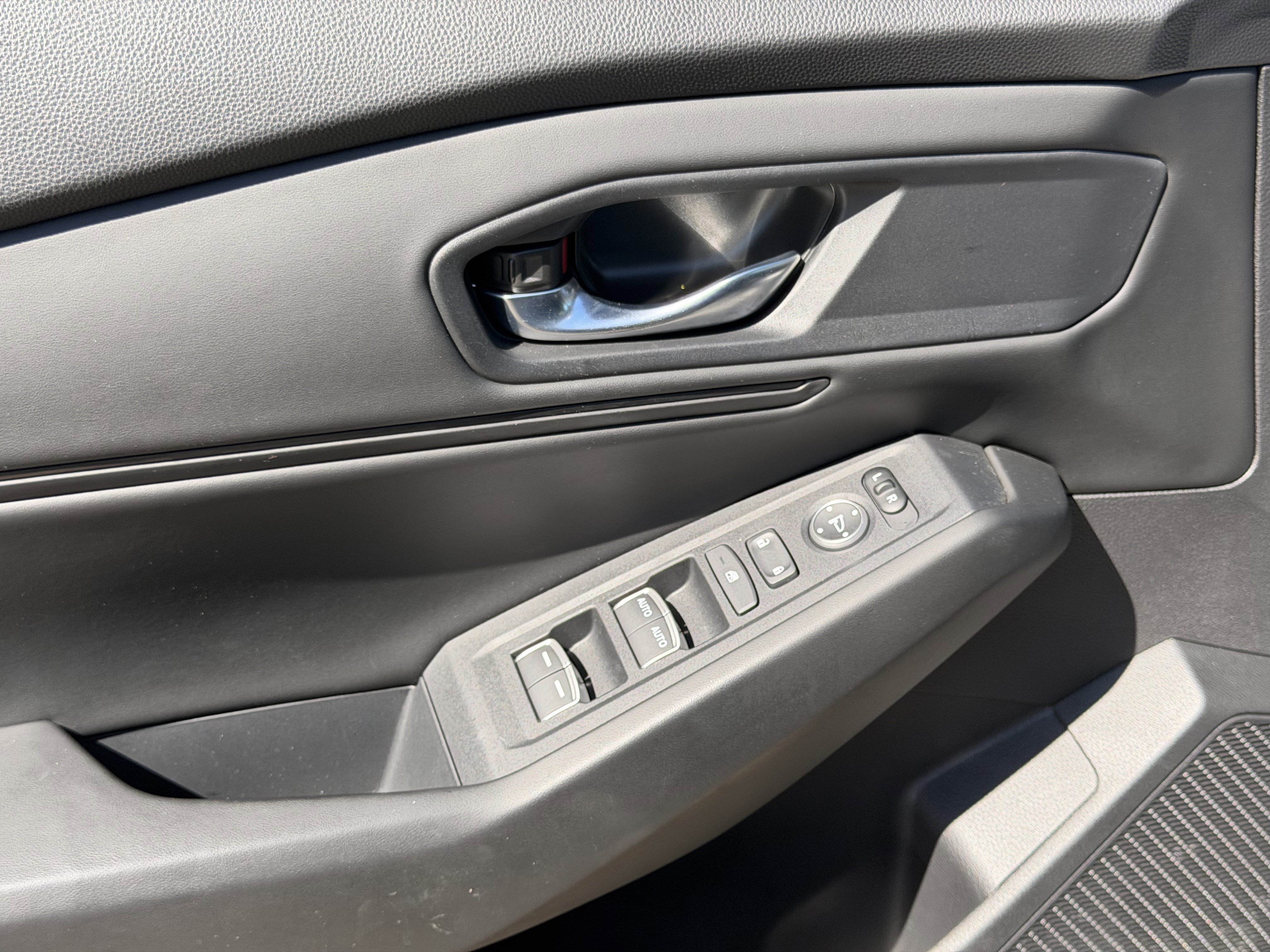 Used 2024 Honda Accord EX image 7