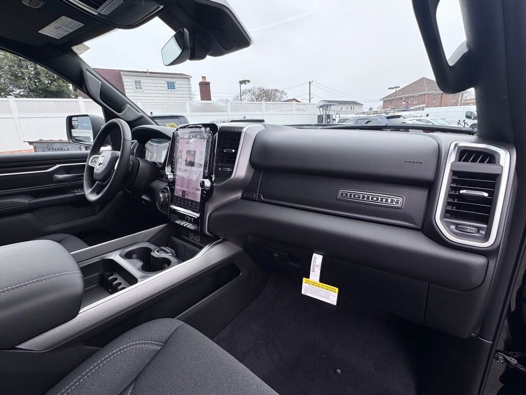 New 2026 RAM 1500 4x4 Crew Cab image 19