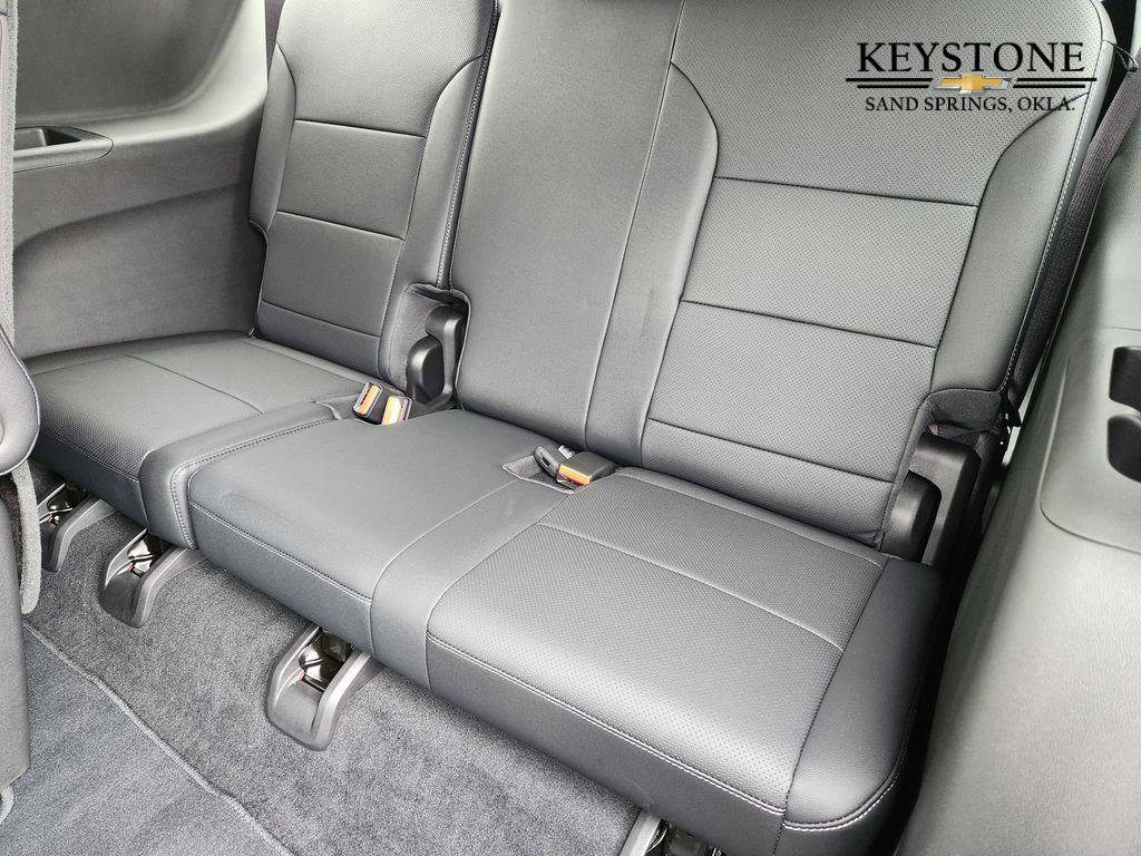 New 2026 Chevrolet Traverse LT w/ Driver Confidence Package image 31