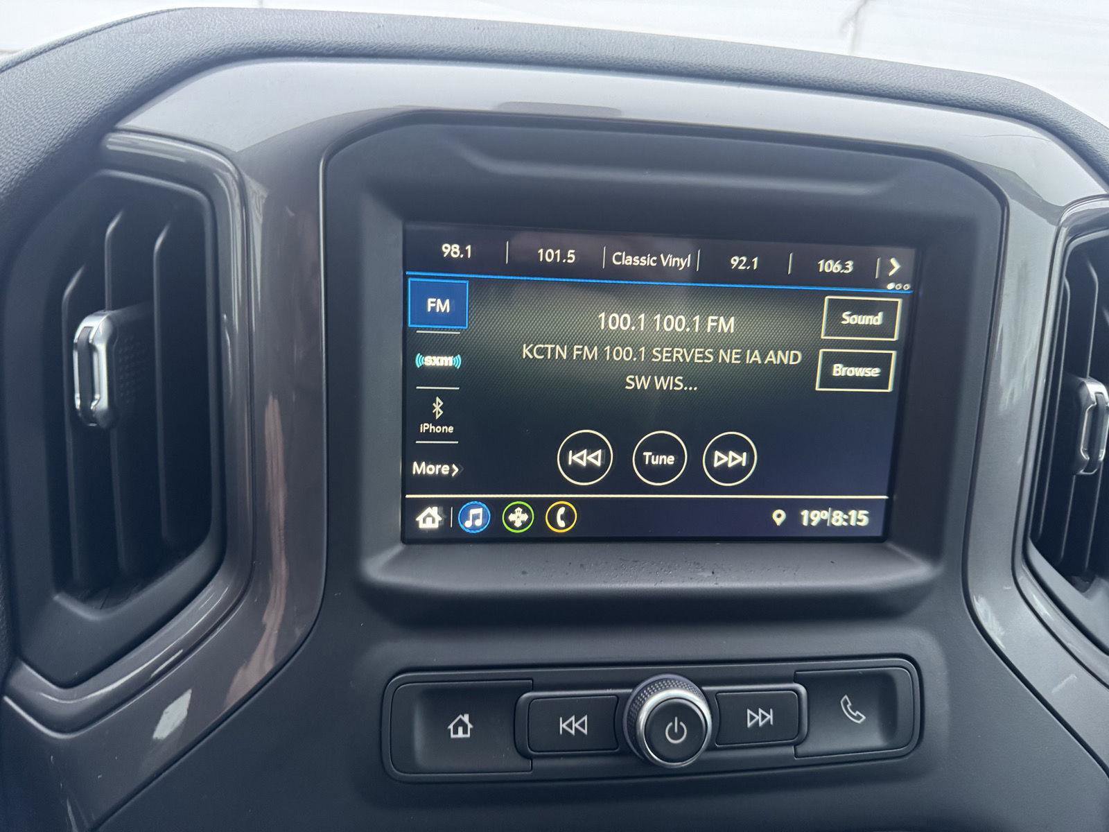 Used 2019 Chevrolet Silverado 1500 Custom image 13