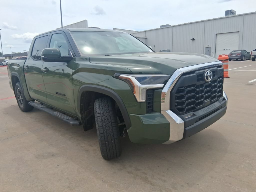 New 2023 Toyota Tundra SR5 w/ TRD Off-Road Premium Package RWD image 7