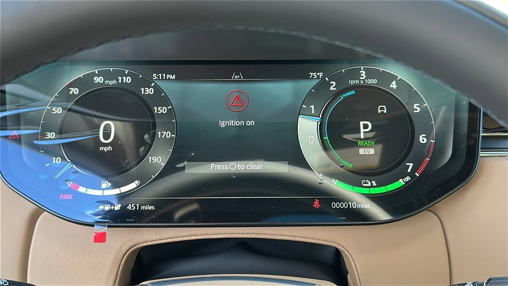 New 2025 Land Rover Range Rover SE image 16