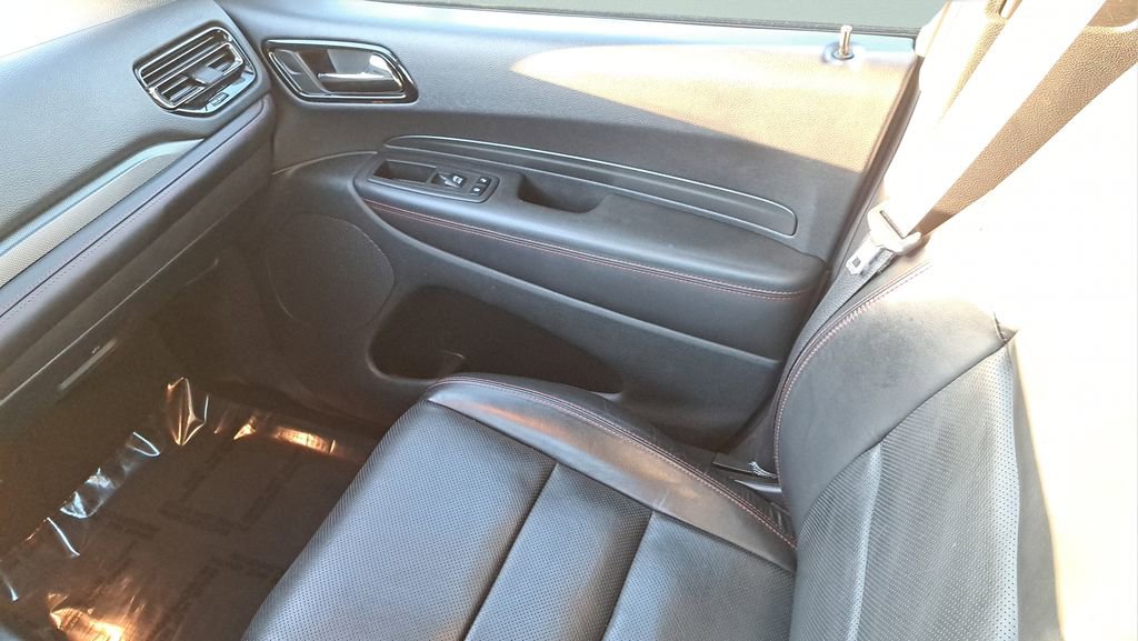 Used 2024 Dodge Durango GT image 16