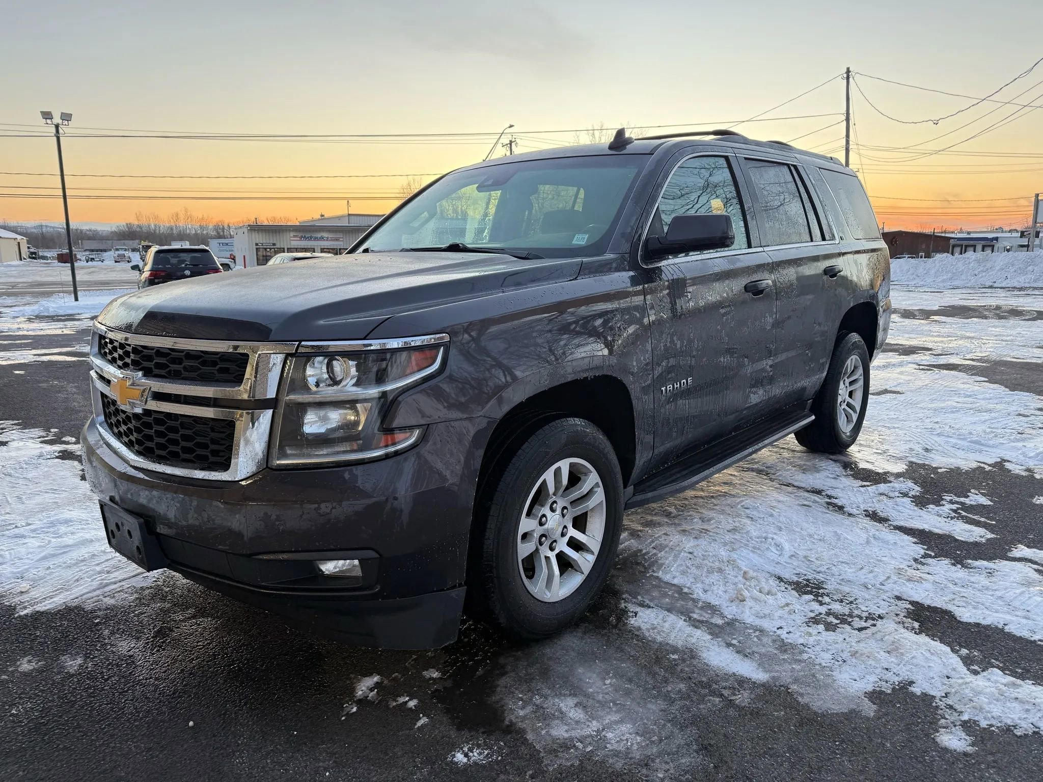 Used 2016 Chevrolet Tahoe LT w/ Luxury Package image 3