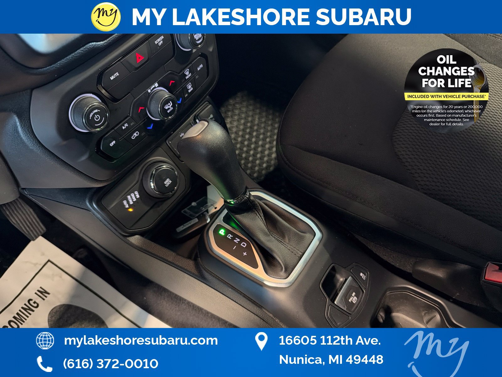 Used 2019 Jeep Renegade Altitude w/ UConnect 8.4 Nav Group AWD/4WD image 28