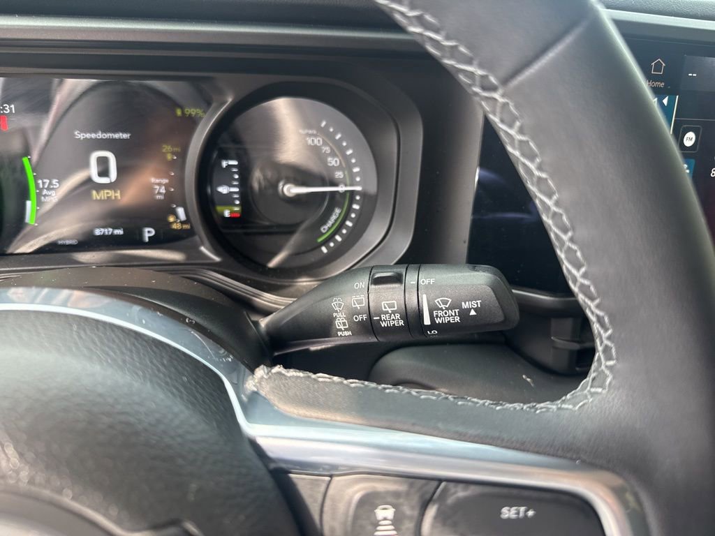 Used 2025 Jeep Wrangler Unlimited Sahara w/ Safety Group image 19