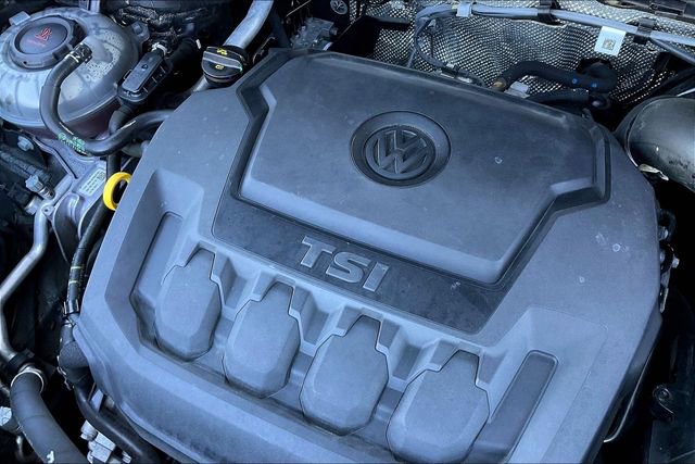 Used 2022 Volkswagen Tiguan SE R-Line image 34