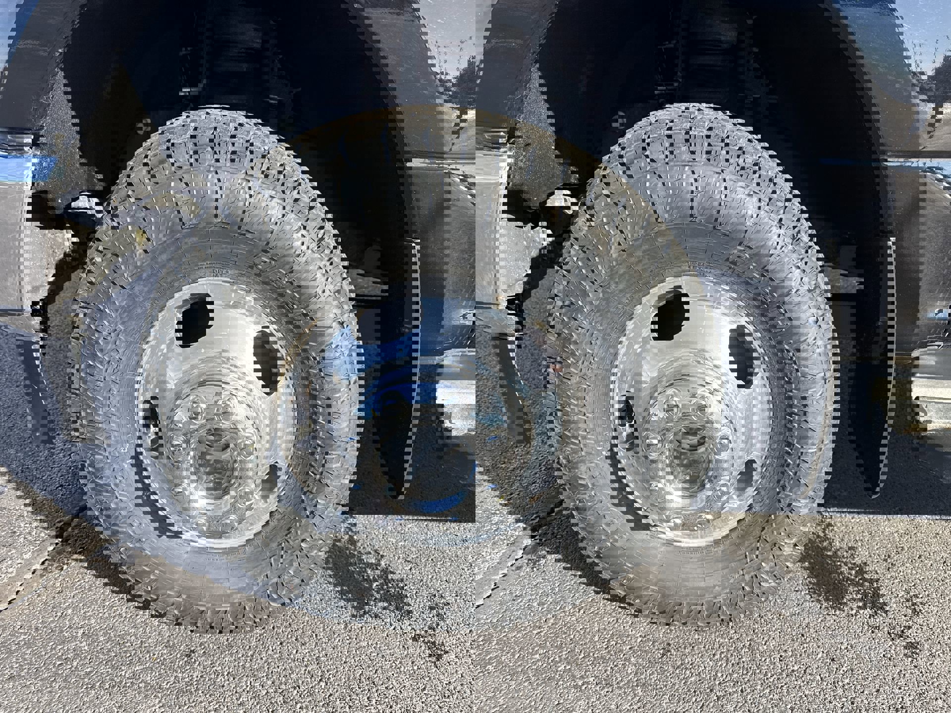 Used 2022 Ford F350 Lariat w/ Chrome Package image 10