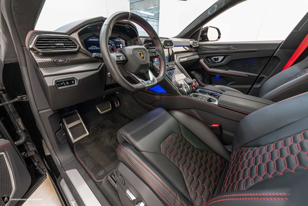 Used 2024 Lamborghini Urus S AWD/4WD image 41